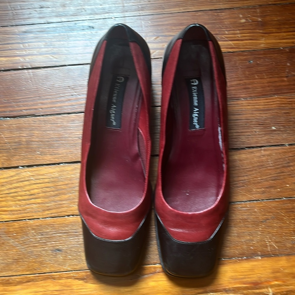 VINTAGE Etienne Aigner pumps - lightly worn, size 9 1/2